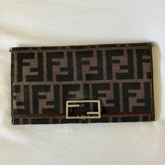 Authentic Vintage Fendi Long Wallet - Picture 1 of 10